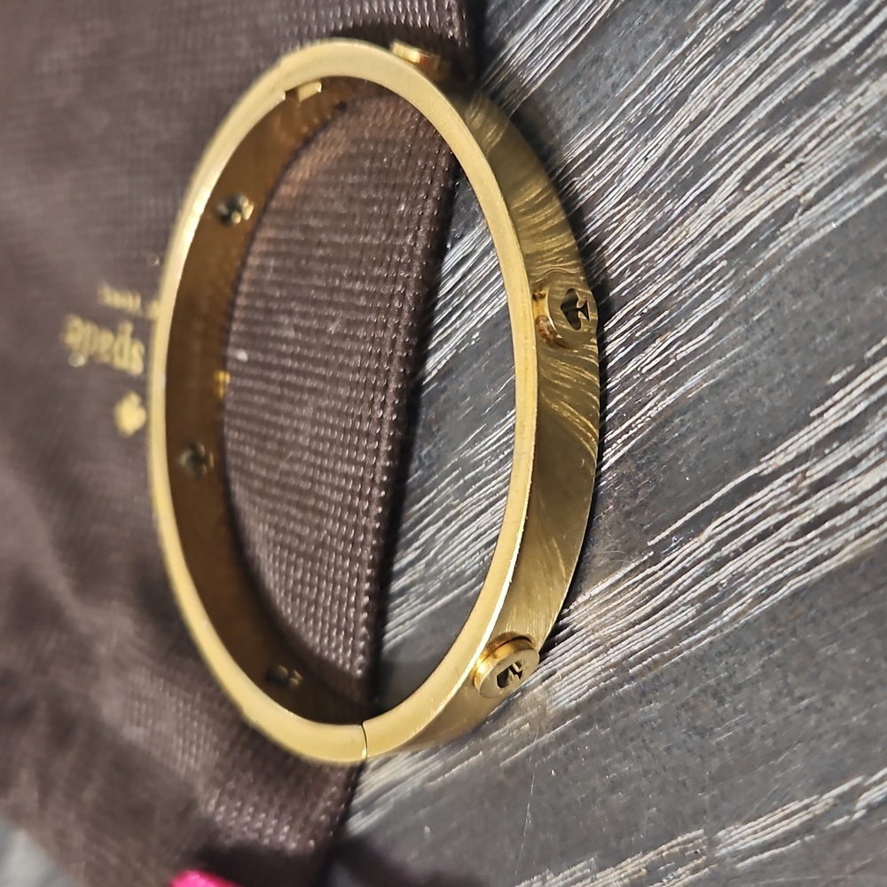 Kate Spade Spot The Spade Bracelet